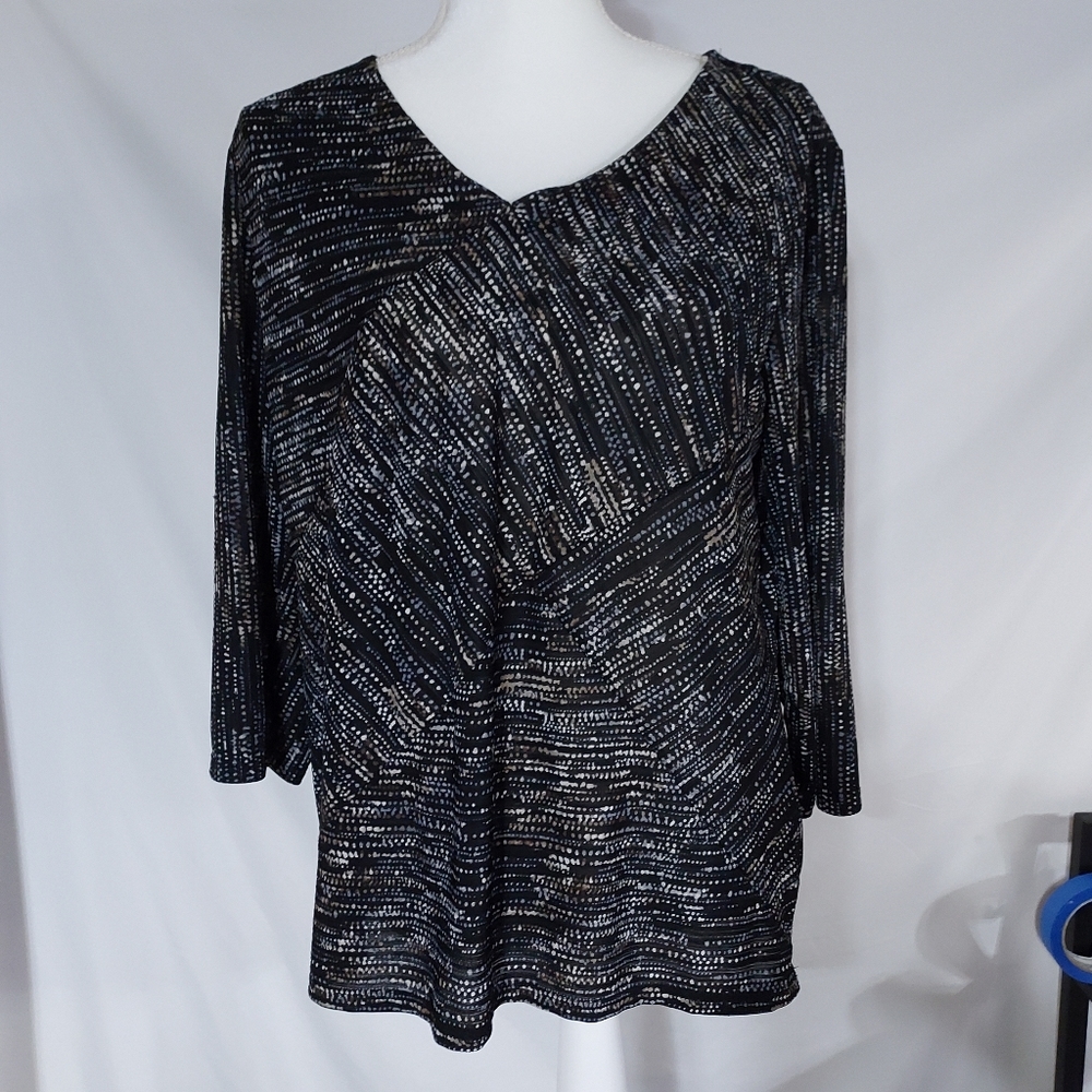 Dana Bushman Petite Large Top Blouse